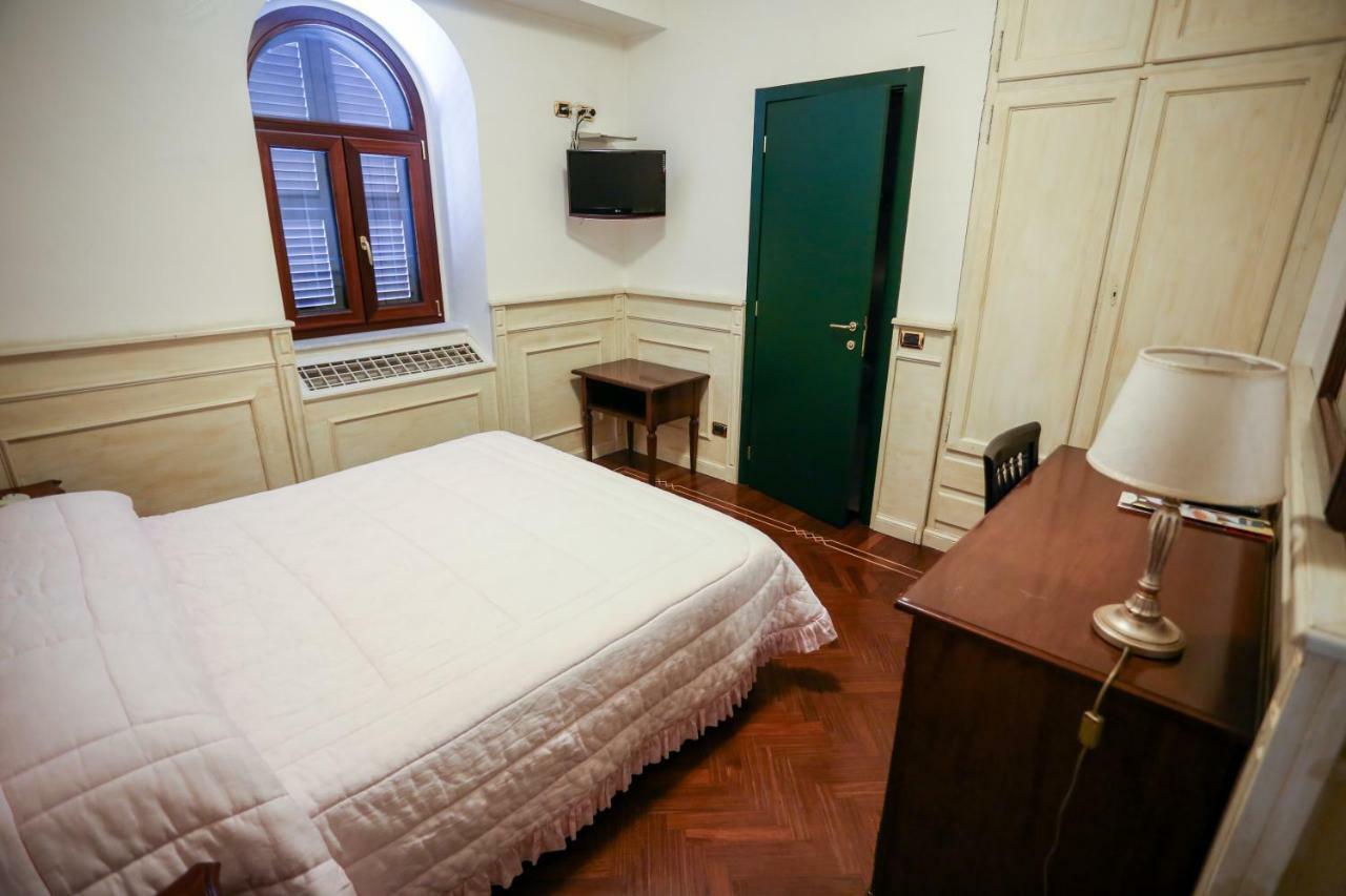 Отель Olimpus Сора Экстерьер фото